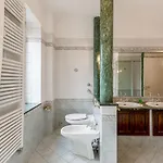 Emerald House Appartement *